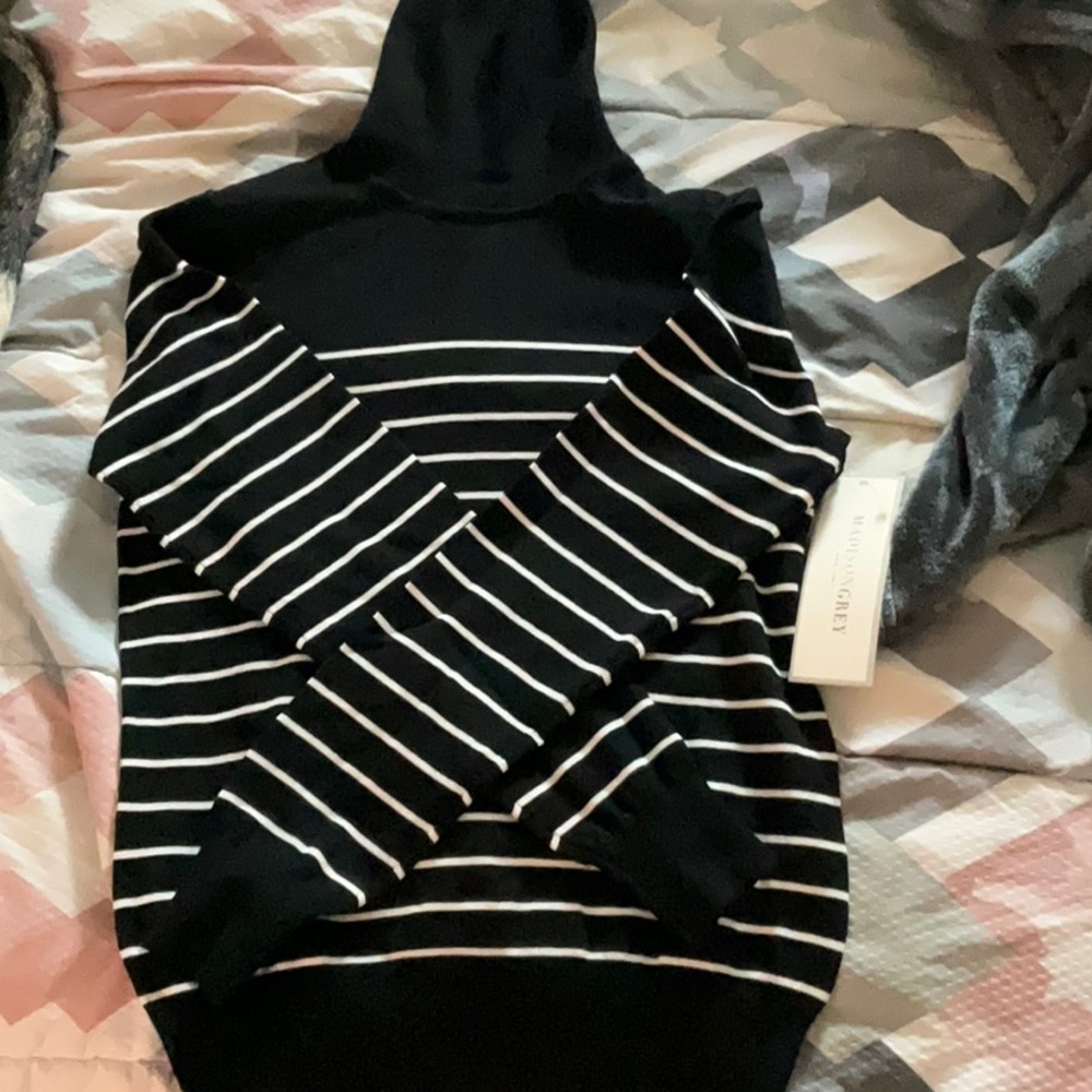 Madisongrey V-neck Sweater